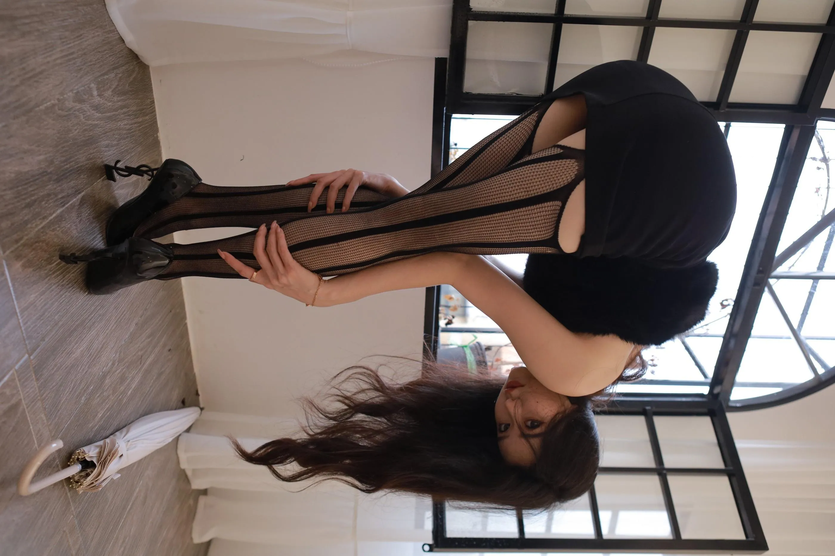 Sia不吃鱼 – NO.021 虾线黑丝 [51P]插图8